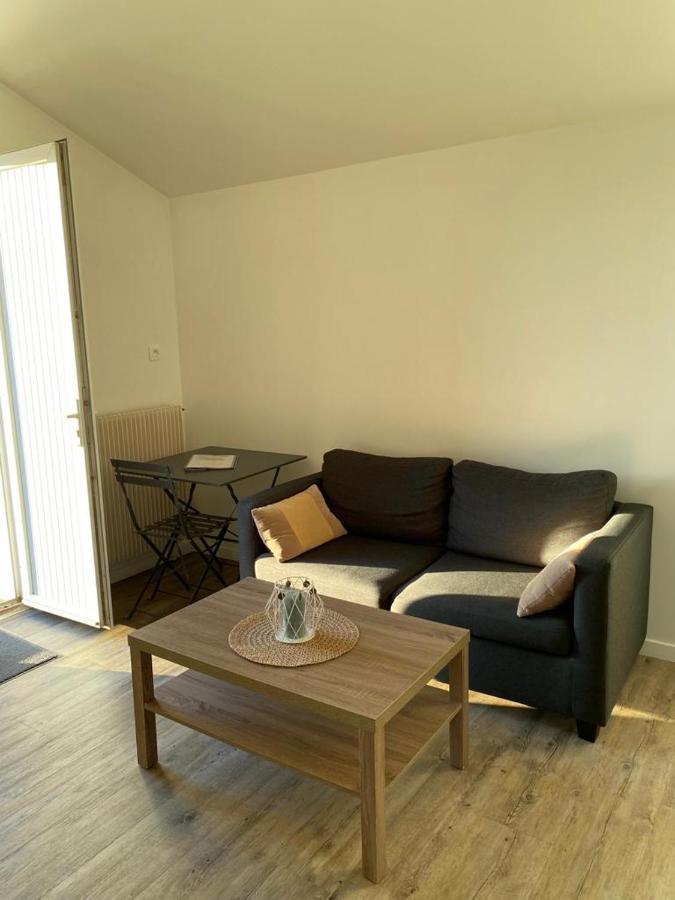 Petit T2 Proche Centre Ville La Roche-sur-Yon Exterior photo